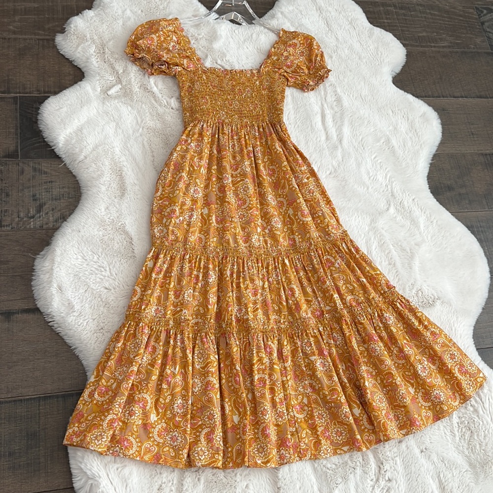 O.P.T MIDI DRESS SIZE M